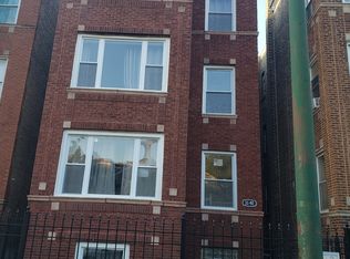 3340 W Polk St #3F, Chicago, IL 60624