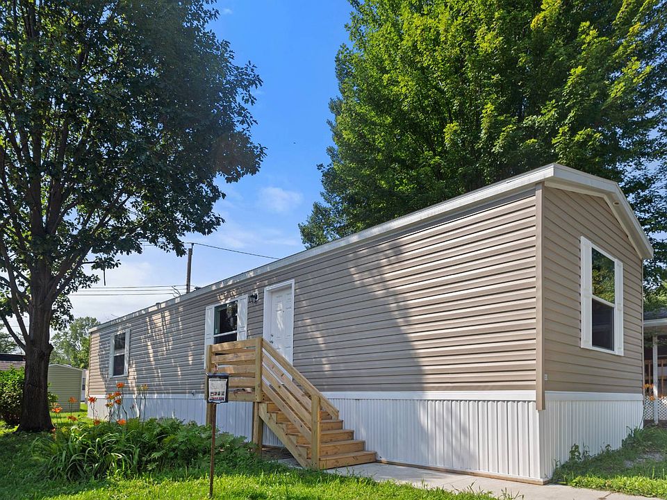 1st image of 2018 Waterfront Dr #128