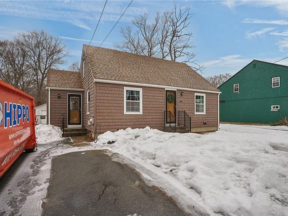 2nd image of 168 Knotty Oak Rd