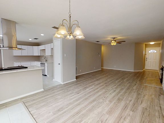 2nd image of 9426 Valley Bend