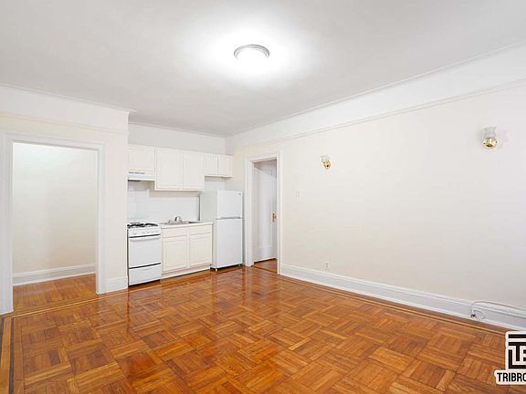 3rd image of 41-44 44th St #C19