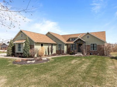 W6373 Lilac Ln, Greenville, WI, 54942