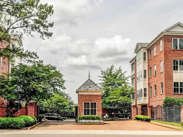 5201 Lexington Club Cv APT 301, Memphis, TN 38117