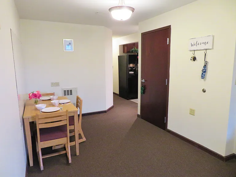 111 S Cayuga St — Photo 30