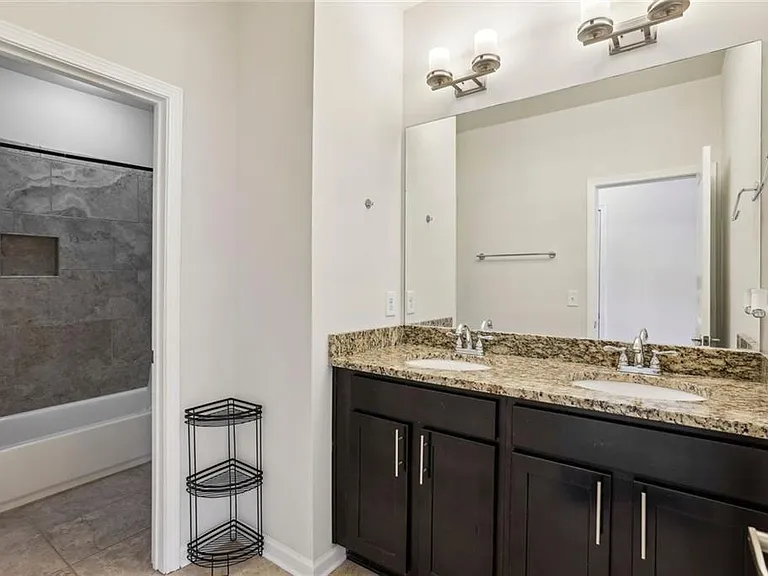 745 Fountainhead Ln NE #16 — Photo 23