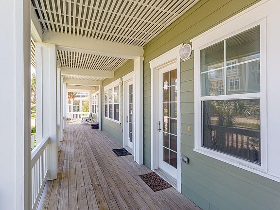 3rd image of 1826 Seaside Dr