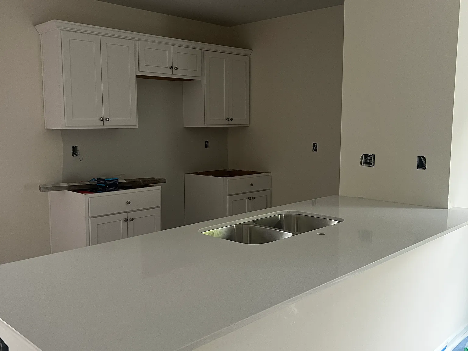3 bed, 2.5 bath, 1400 sqft, $1,850 — Photo 2