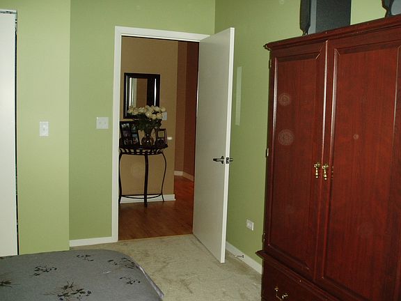 5th image of 1600 S Indiana Ave Unit 502