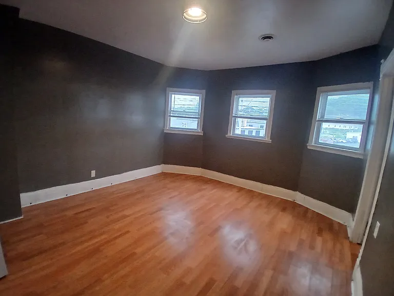 928 Burnet Ave #2 — Photo 7