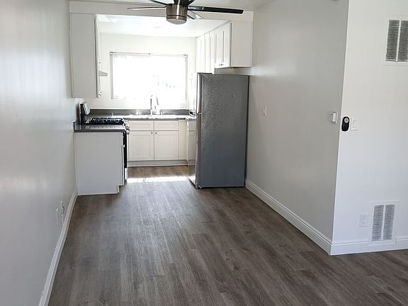 5th image of 5532 Harold Way #6