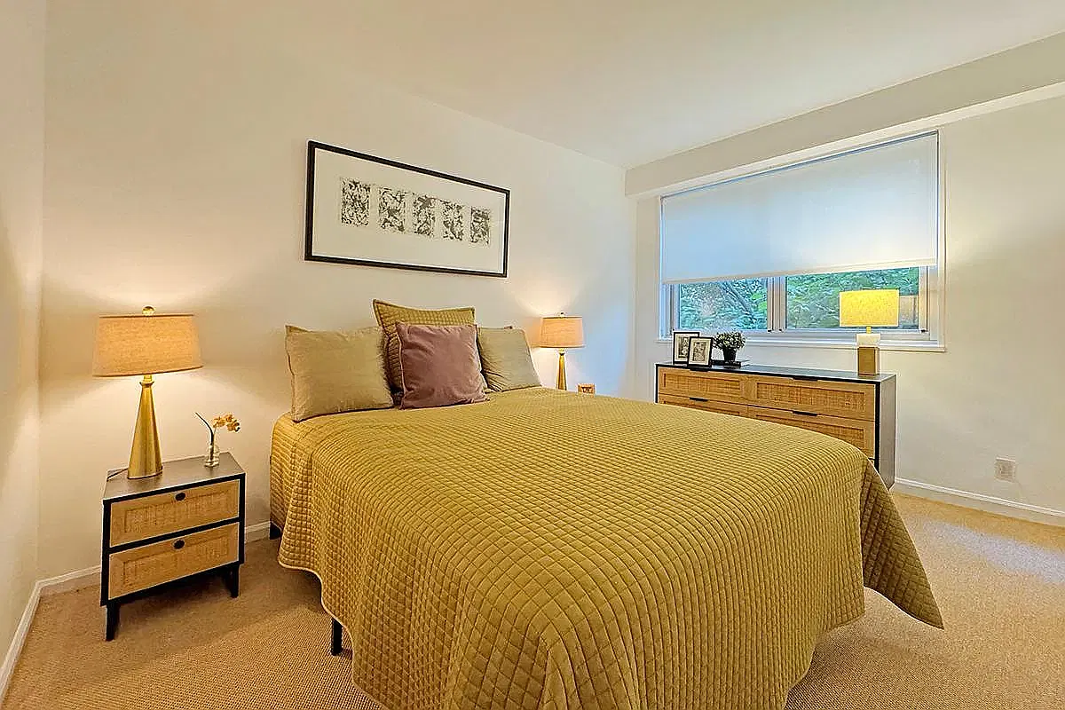 500 East 77th Street — Photo 3