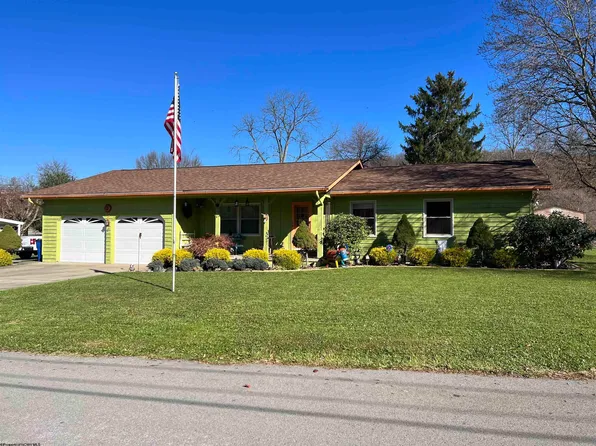 1617 Garner St, Fairmont, WV 26554