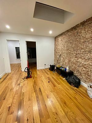 4th image of 290 Rogers Ave #3