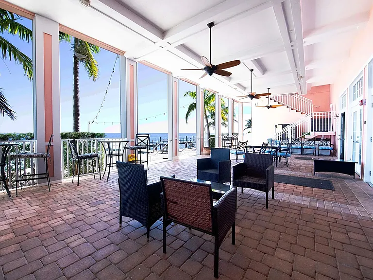 Coquina Key Dr SE — Photo 24