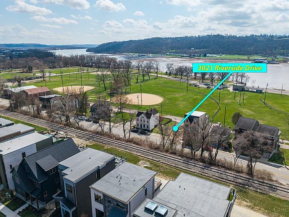 4th image of 3021 Riverside Dr