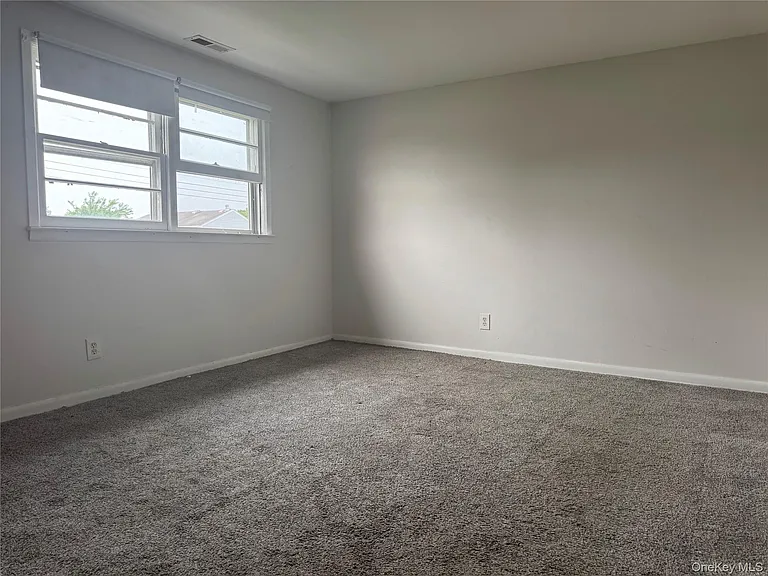 124 Parkdale Dr — Photo 26