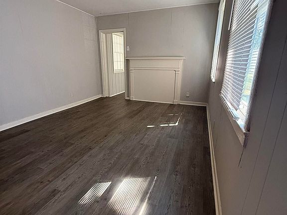 5th image of 358 Midwood Ave