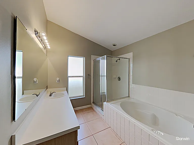 5637 Loma Vista Ct — Photo 13