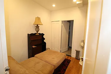 Rented by Mossanen Group