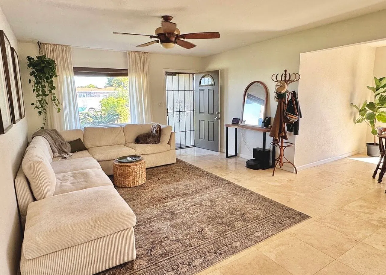 3 bed, 1.5 bath, 1100 sqft, $3,400 — Photo 1