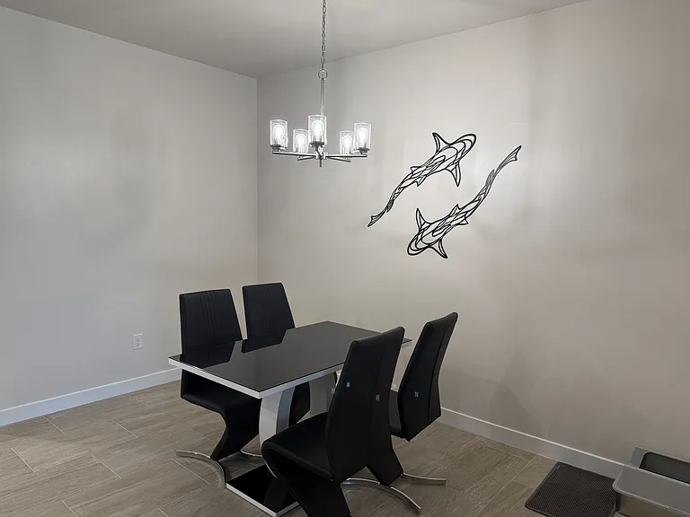 5104 Venado St — Photo 10
