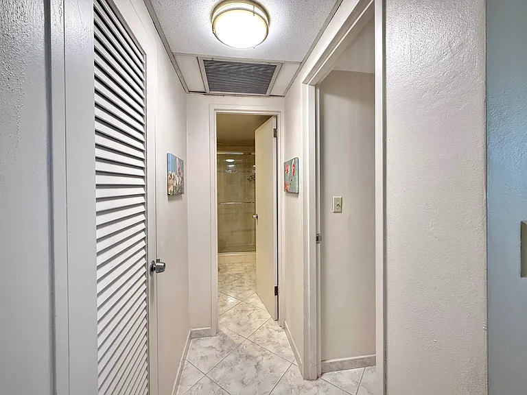 4250 Galt Ocean Dr #14T — Photo 45