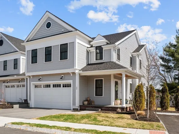 34 Cutter Ln #69, Amesbury, MA 01913