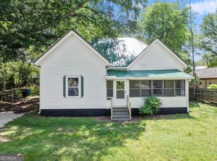 48 Cotton St, Commerce, GA 30529