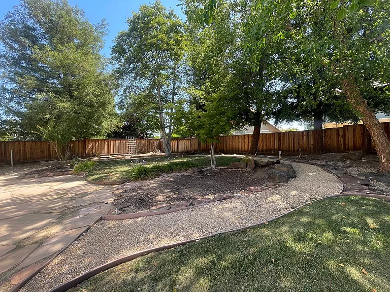 760 Cherry Tree Ct — Photo 19
