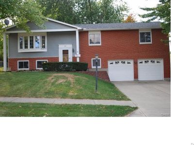 807 Crestmont Dr, Dayton, OH, 45431