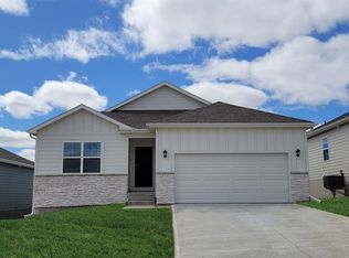 1985 N Kara Way, Fremont, NE 68025