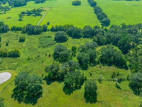 3rd image of NW 154th Avenue Rd #15