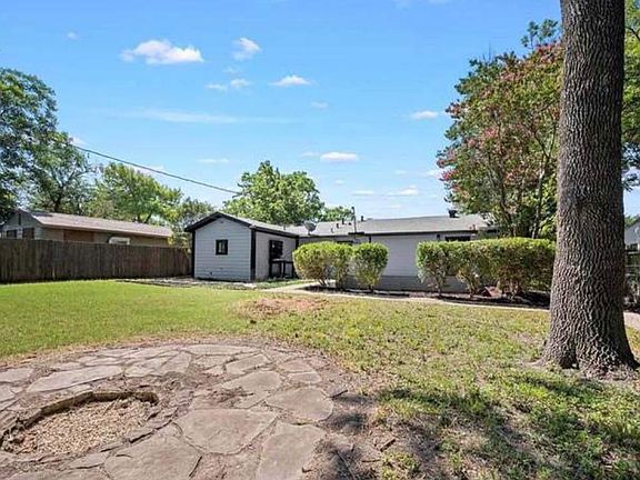 3rd image of 2619 Province Ln