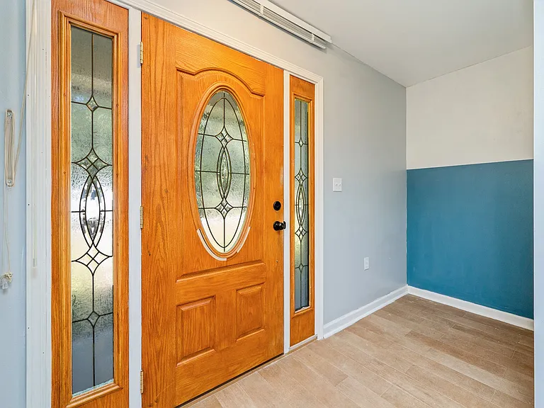 83 Edgewood Dr — Photo 35