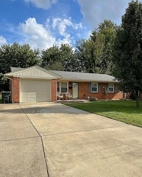 1st image of 4239 Hawthorne Dr