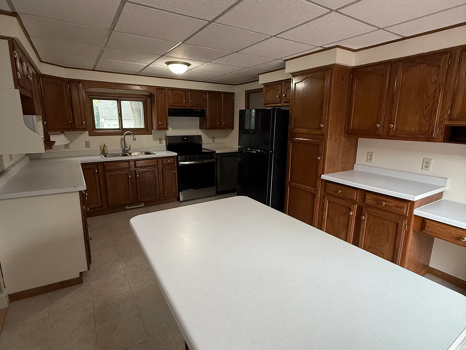 Two Bed Two Bath Lower Unit — Photo 4