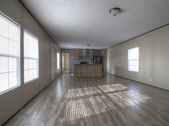 2nd image of 1050 Highway 44 W