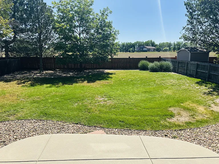 2573 Betts Cir — Photo 18