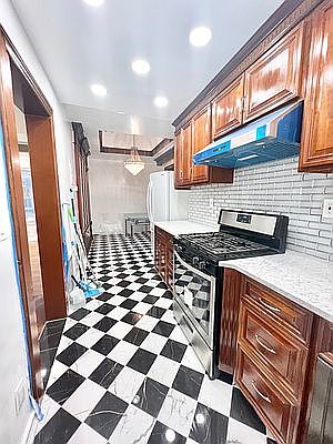 1st image of 1866 E 19th St Floor 2