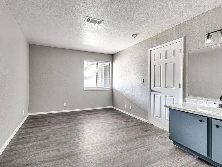 Boulder Ridge Apartments | Newly Remodeled East Tulsa | Broken Arrow Schools + W/D Hookups — Photo 35