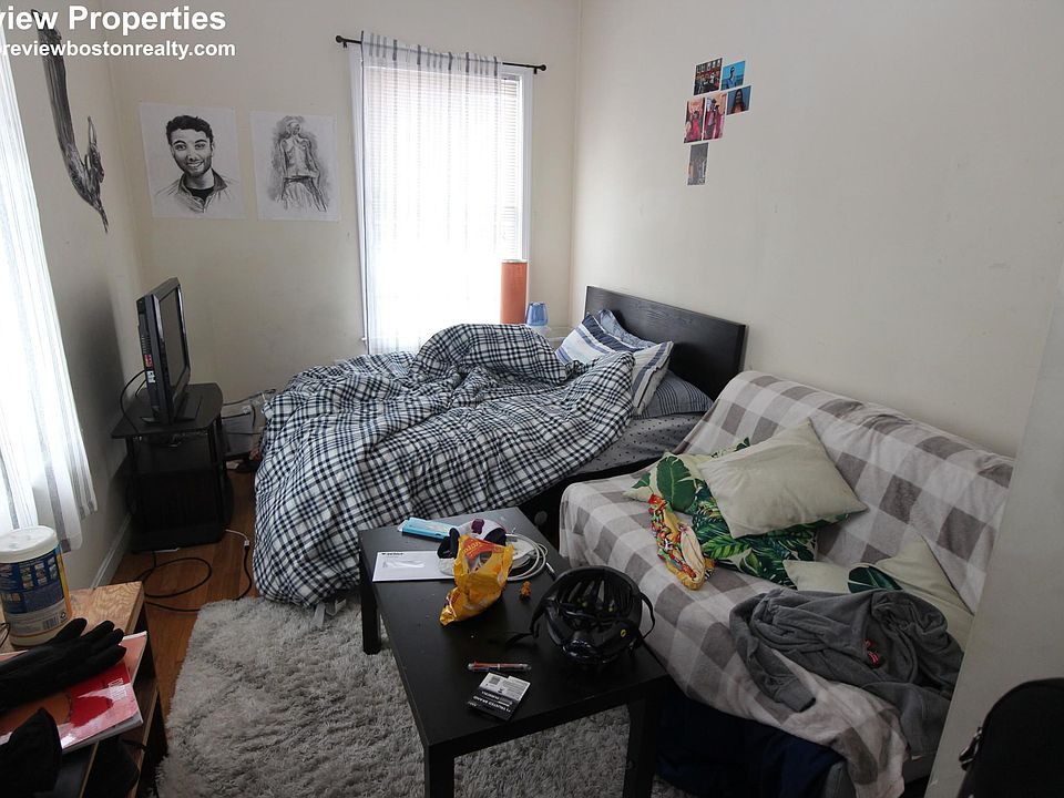2nd image of 52 Ashford St #2F