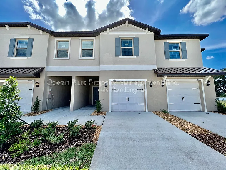 30728 Veridian Way — Photo 1