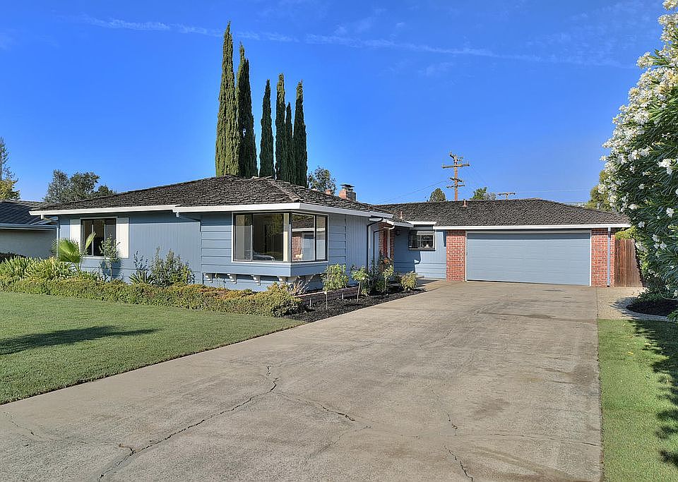 1st image of 146 Lu Ray Dr