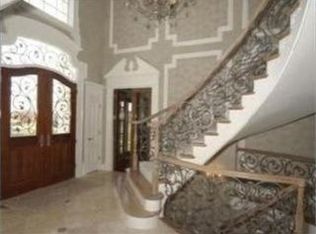 14604 Delmar St, Leawood, KS 66224