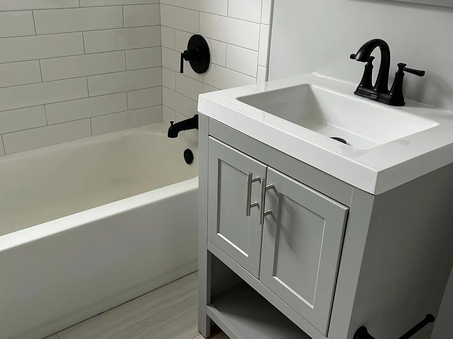 1 bed, 700 sqft, $2,075 — Photo 4