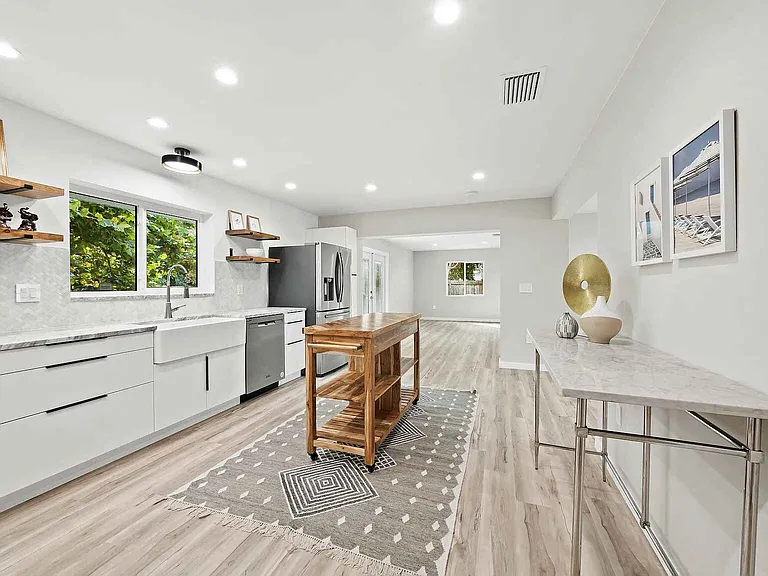 3142 Rose St — Photo 12