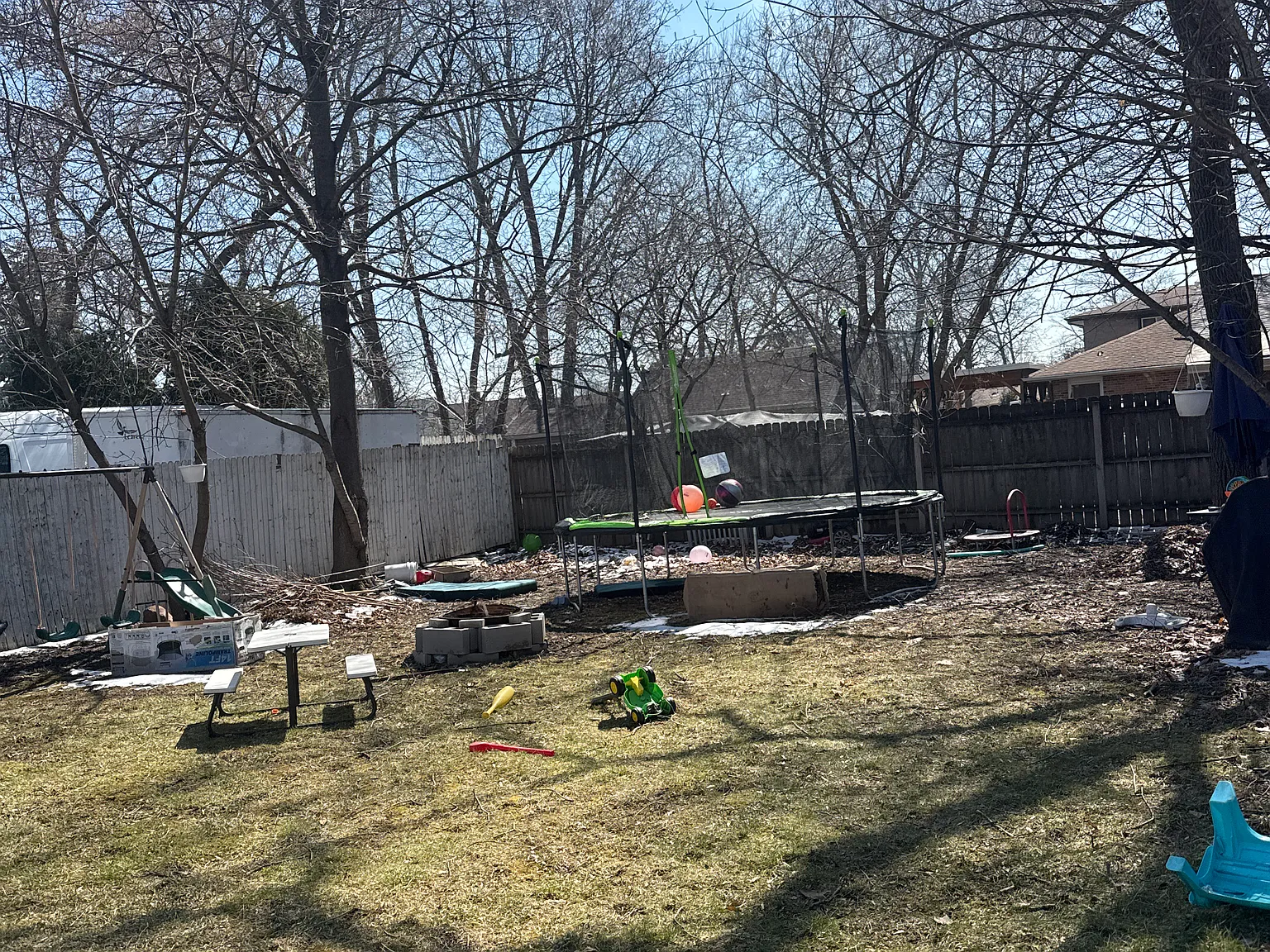 3 bed, 1124 sqft, $2,150 — Photo 3