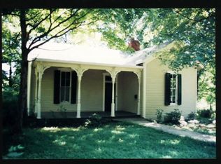 701 W 8th St, Columbia, TN 38401