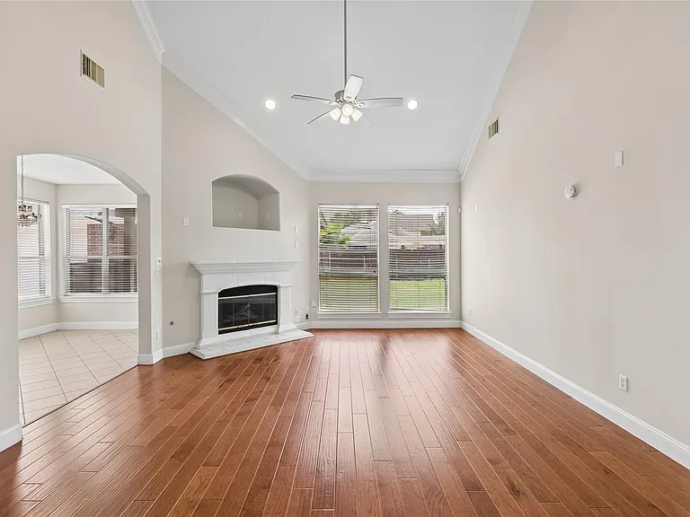 6414 Pinewood Trace Ln — Photo 7