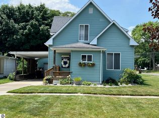 831 N River Ave, Alma, MI